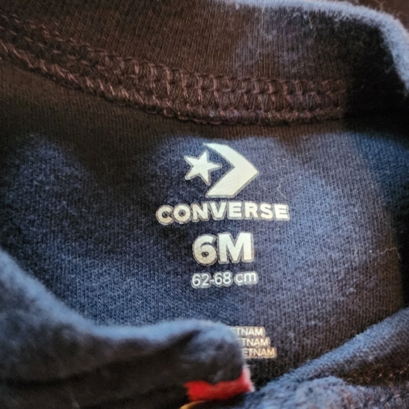 Converse 6M Button Up Footsie Pajamas - Picture 4 of 7